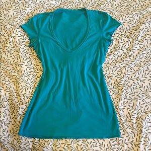 Lululemon Teal V-Neck Women's Tee